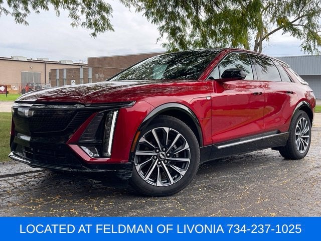 2024 Cadillac LYRIQ Sport 2