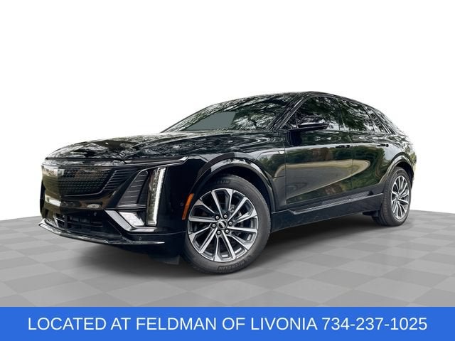 2024 Cadillac LYRIQ Sport 2