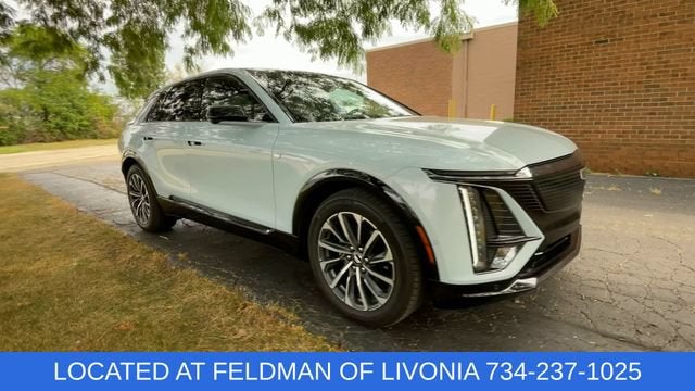 2024 Cadillac LYRIQ Sport 2