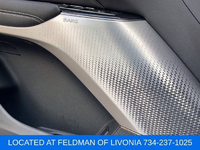 2024 Cadillac LYRIQ Sport 2