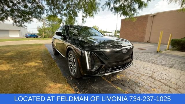 2024 Cadillac LYRIQ Sport 2