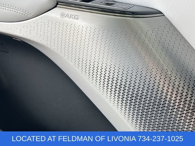 2024 Cadillac LYRIQ Sport 2