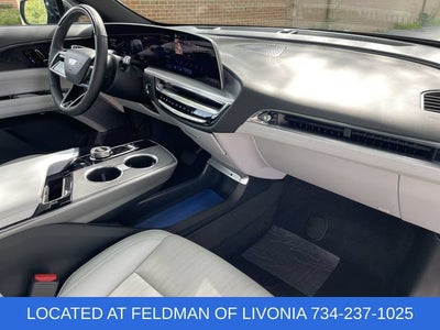2024 Cadillac LYRIQ Sport 2