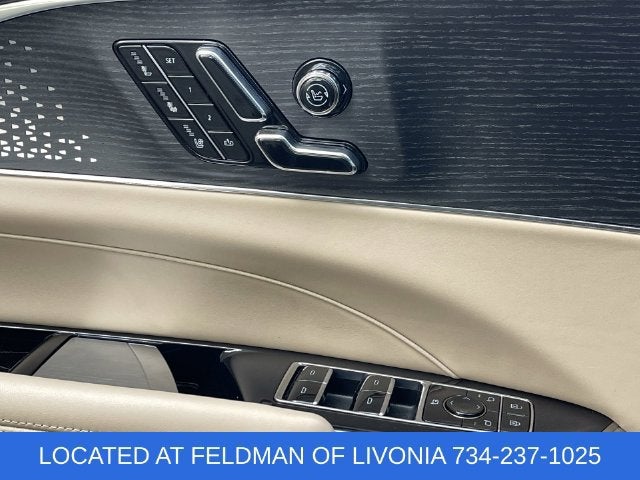 2024 Cadillac LYRIQ Sport 3