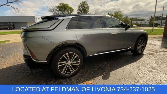 2024 Cadillac LYRIQ Sport 3