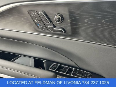 2024 Cadillac LYRIQ Sport 3