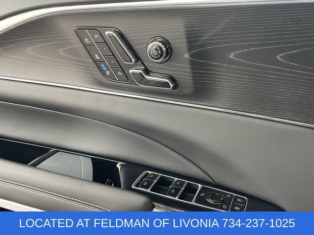 2024 Cadillac LYRIQ Sport 3