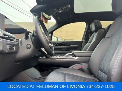2025 Cadillac ESCALADE IQ Sport 1