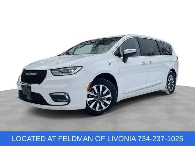 2023 Chrysler Pacifica Hybrid Limited