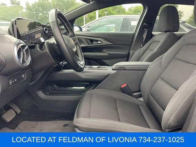 2025 Chevrolet Equinox EV LT