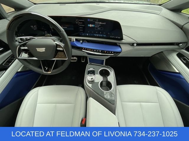 2025 Cadillac OPTIQ Luxury 1