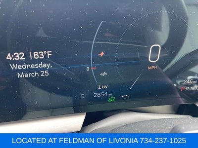 2025 Cadillac OPTIQ Luxury 1