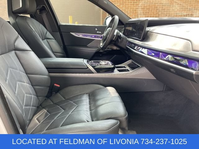 2023 BMW 760 i xDrive