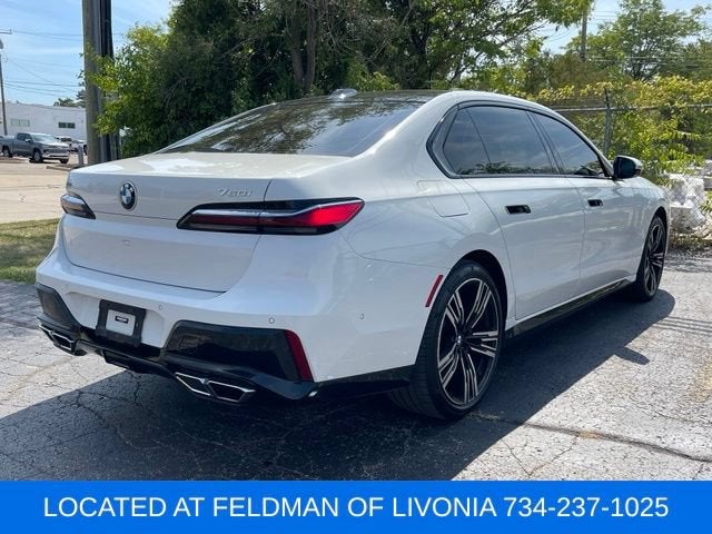 2023 BMW 760 i xDrive