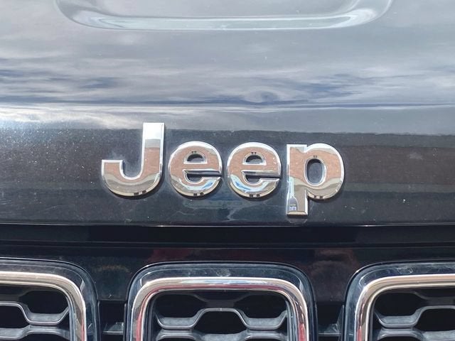 2020 Jeep Grand Cherokee Laredo E 4x2