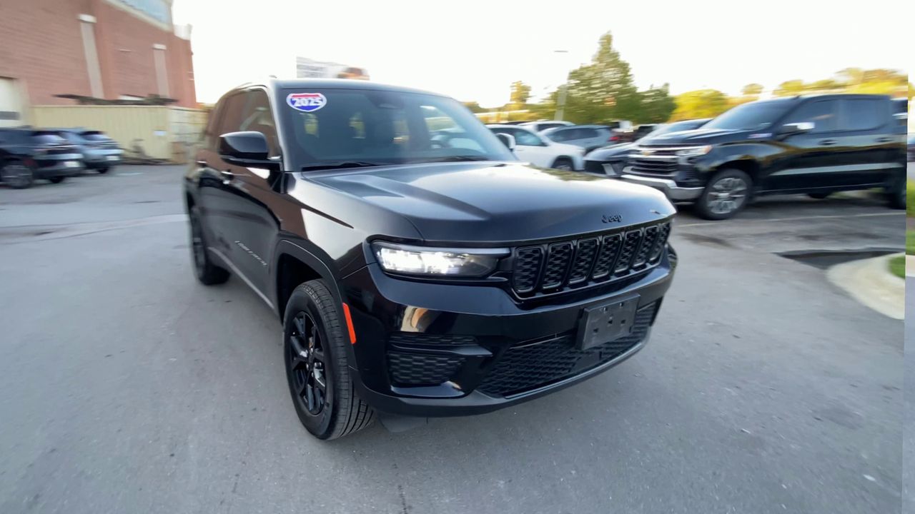 2025 Jeep Grand Cherokee Altitude