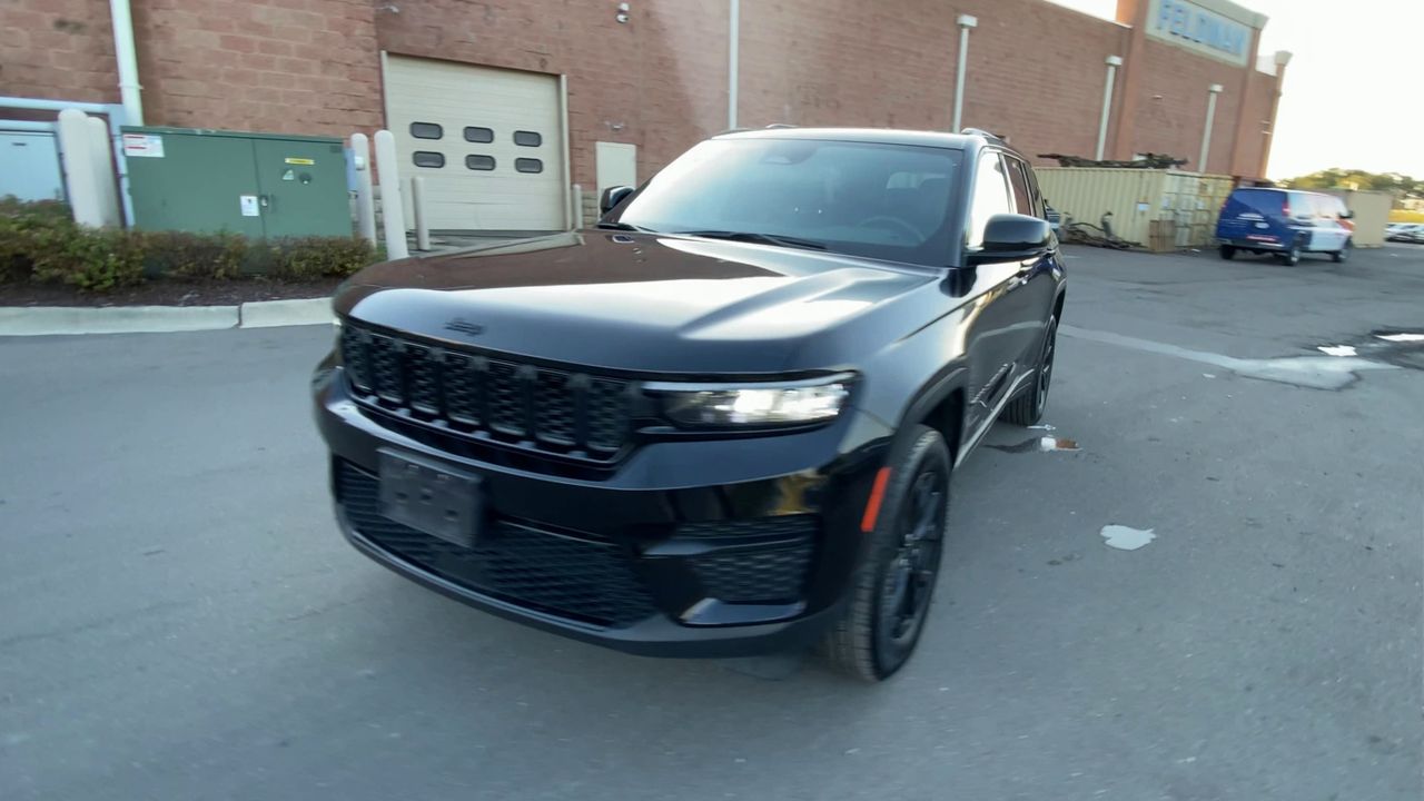 2025 Jeep Grand Cherokee Altitude