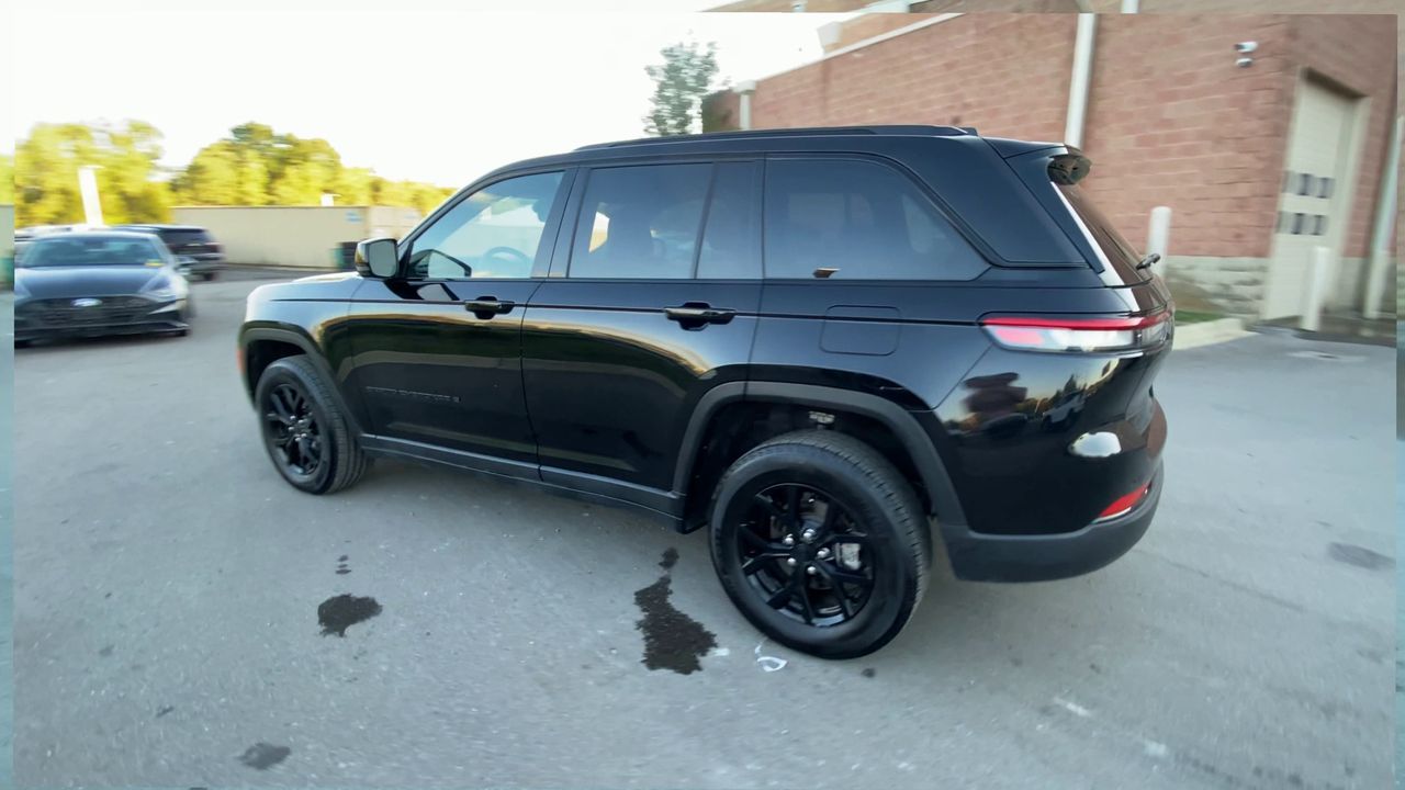 2025 Jeep Grand Cherokee Altitude