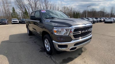 2023 RAM 1500 Big Horn Crew Cab 4x4 5'7" Box