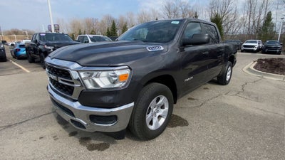 2023 RAM 1500 Big Horn Crew Cab 4x4 5'7" Box