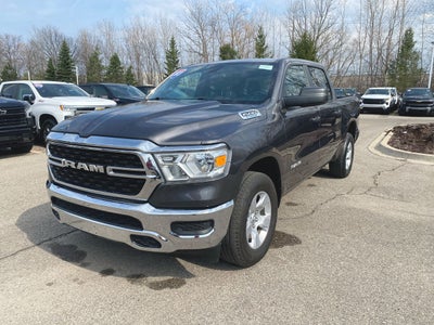 2023 RAM 1500 Big Horn Crew Cab 4x4 5'7" Box