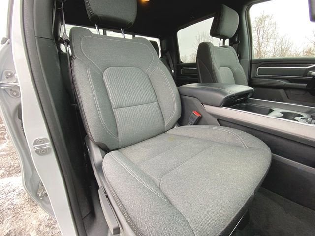 2021 RAM 1500 Big Horn Crew Cab 4x4 5'7" Box