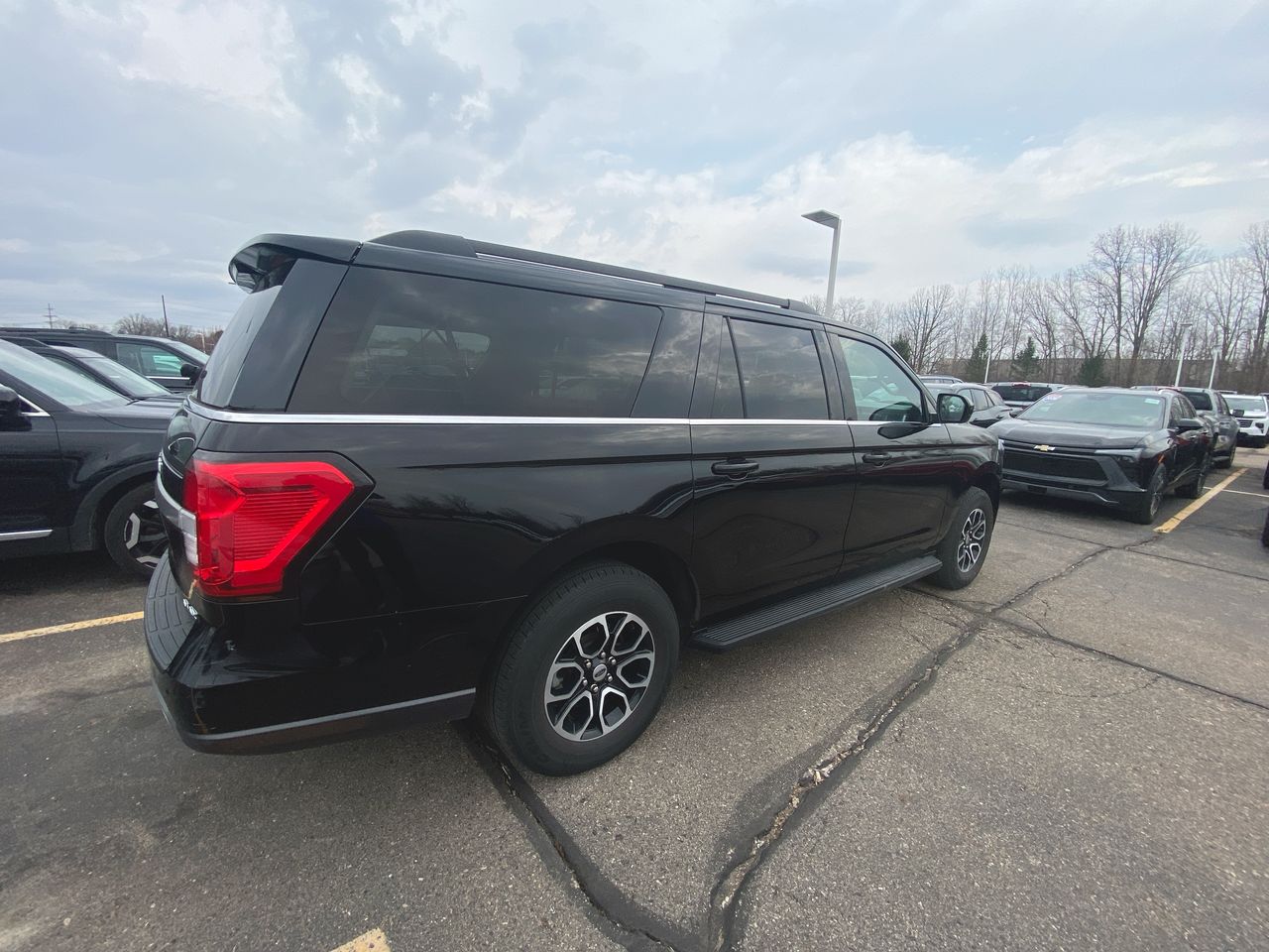 2024 Ford Expedition Max XLT