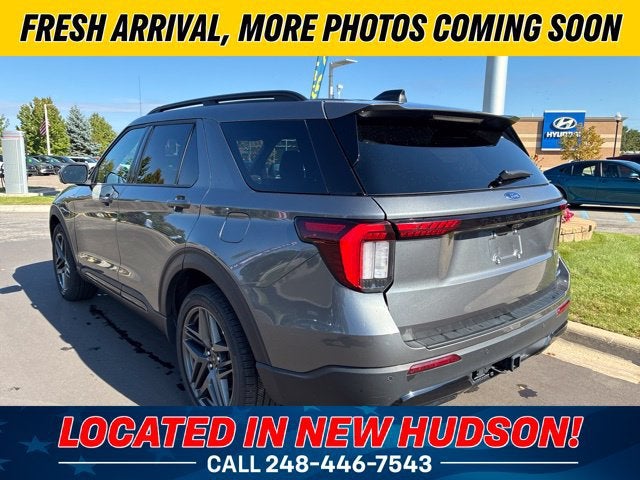 2025 Ford Explorer ST-Line