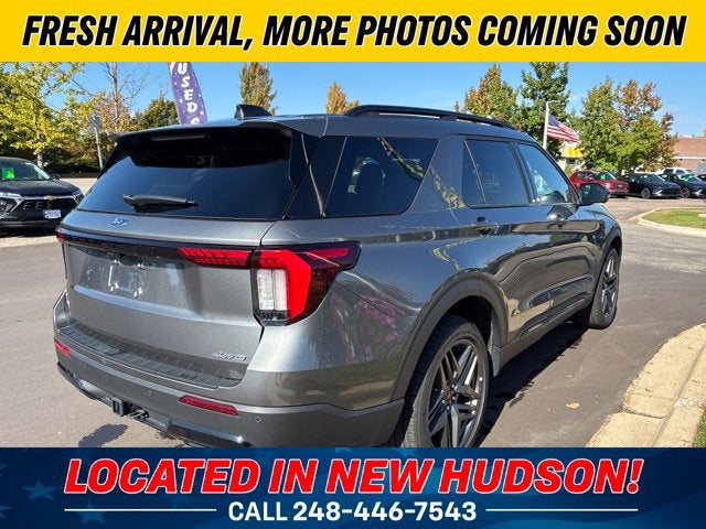 2025 Ford Explorer ST-Line