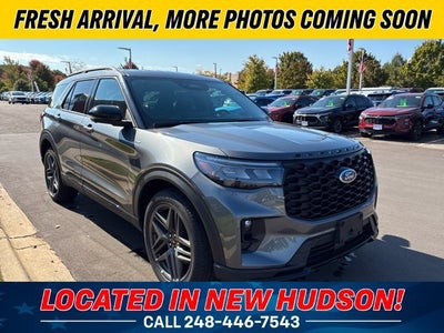 2025 Ford Explorer ST-Line
