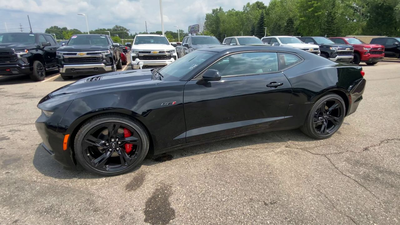 2023 Chevrolet Camaro LT1