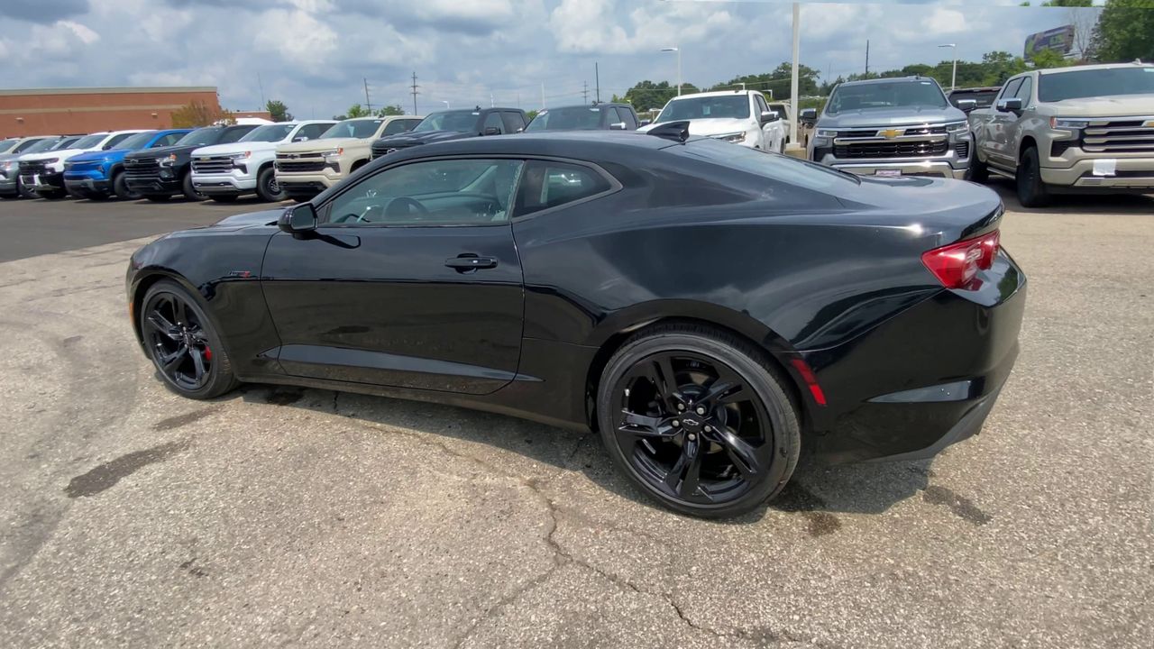 2023 Chevrolet Camaro LT1