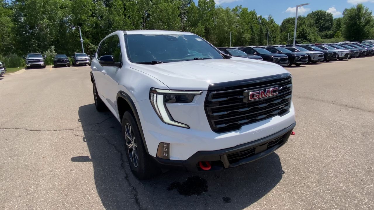 2024 GMC Acadia AT4
