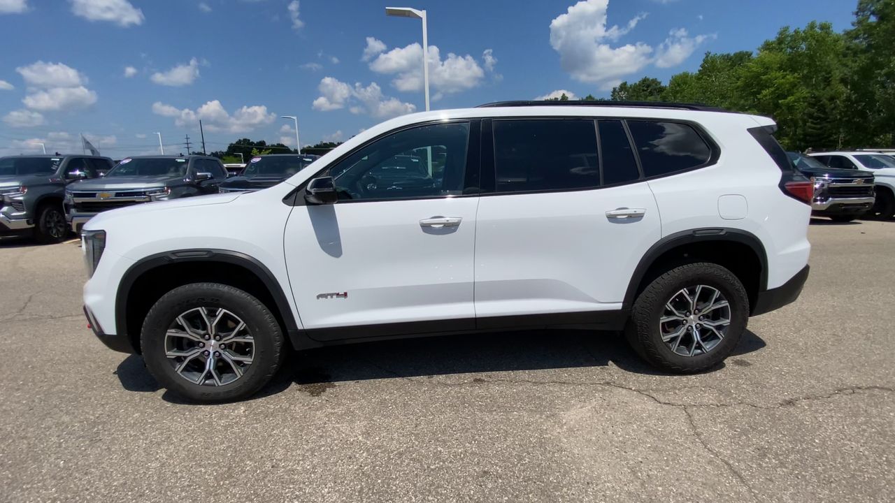 2024 GMC Acadia AT4