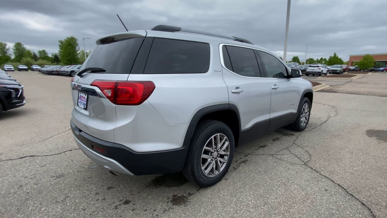 2019 GMC Acadia SLE