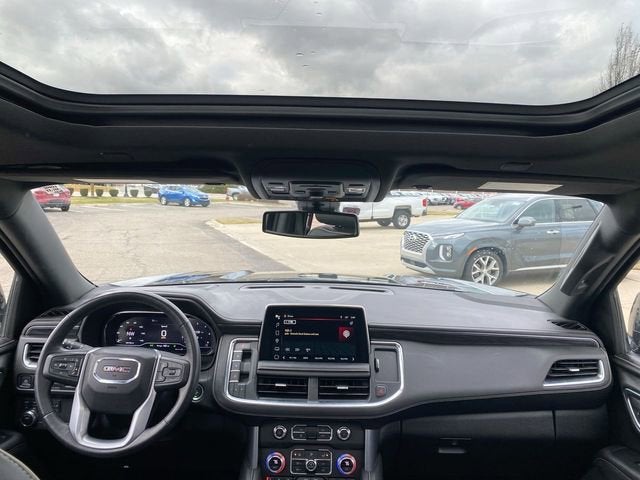 2022 GMC Yukon XL SLT