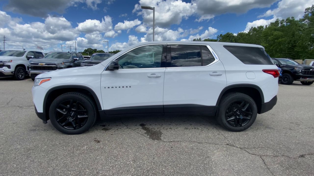 2021 Chevrolet Traverse LS
