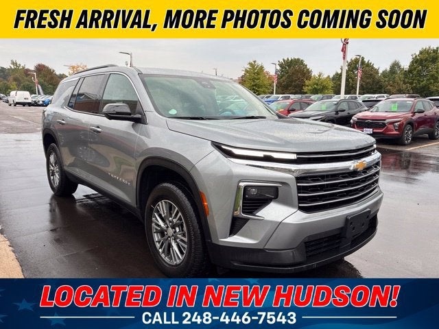 2024 Chevrolet Traverse LT