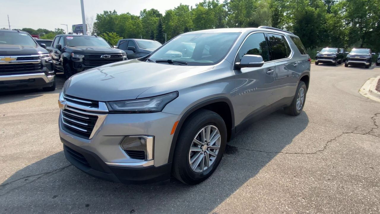2023 Chevrolet Traverse LT Cloth
