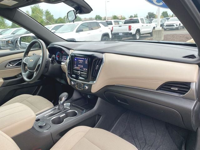 2023 Chevrolet Traverse LS