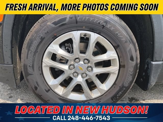 2023 Chevrolet Traverse LS