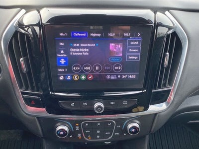 2022 Chevrolet Traverse LT Cloth