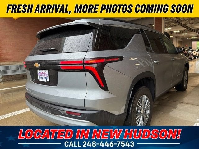 2025 Chevrolet Traverse LT