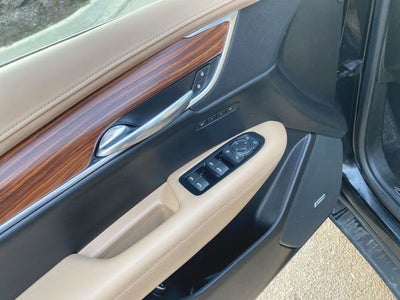 2019 Cadillac XT5 Platinum AWD