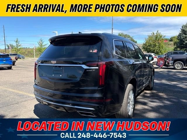 2025 Cadillac XT6 Luxury