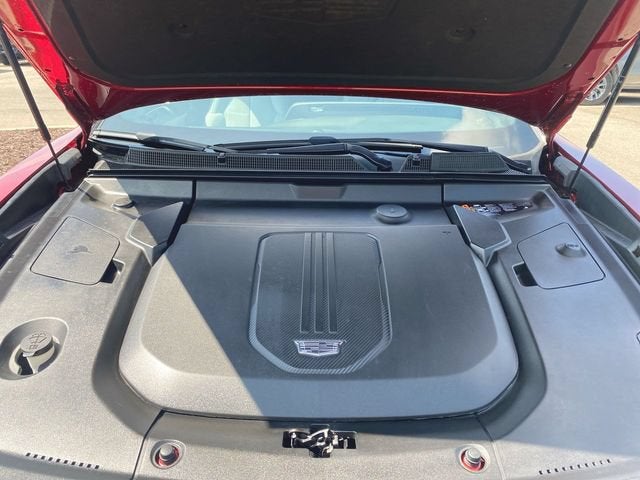 2024 Cadillac LYRIQ Luxury 1