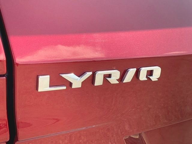 2024 Cadillac LYRIQ Luxury 1