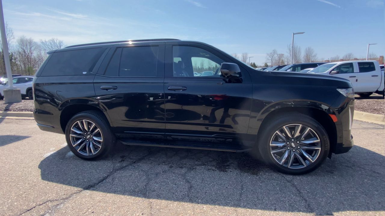 2023 Cadillac Escalade Sport