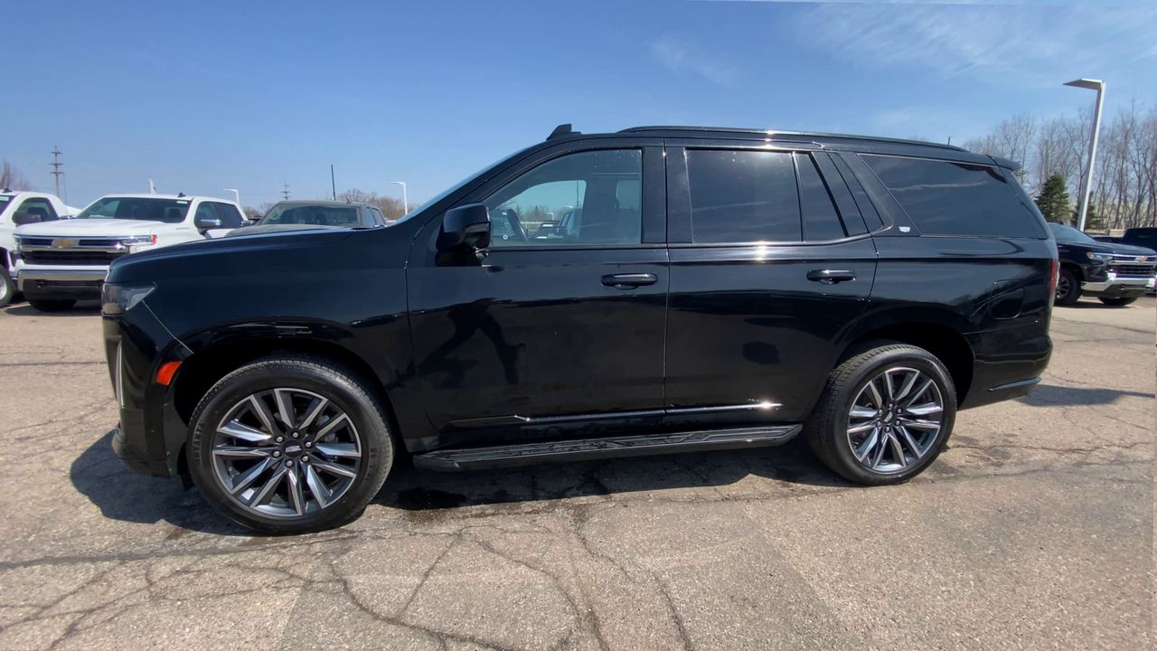 2023 Cadillac Escalade Sport