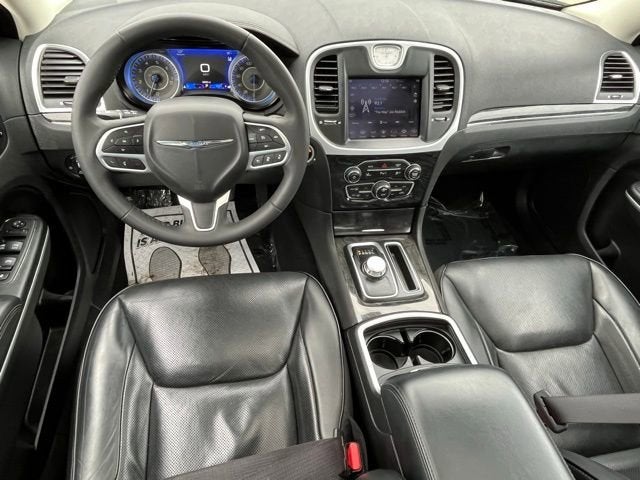 2023 Chrysler 300 Touring L